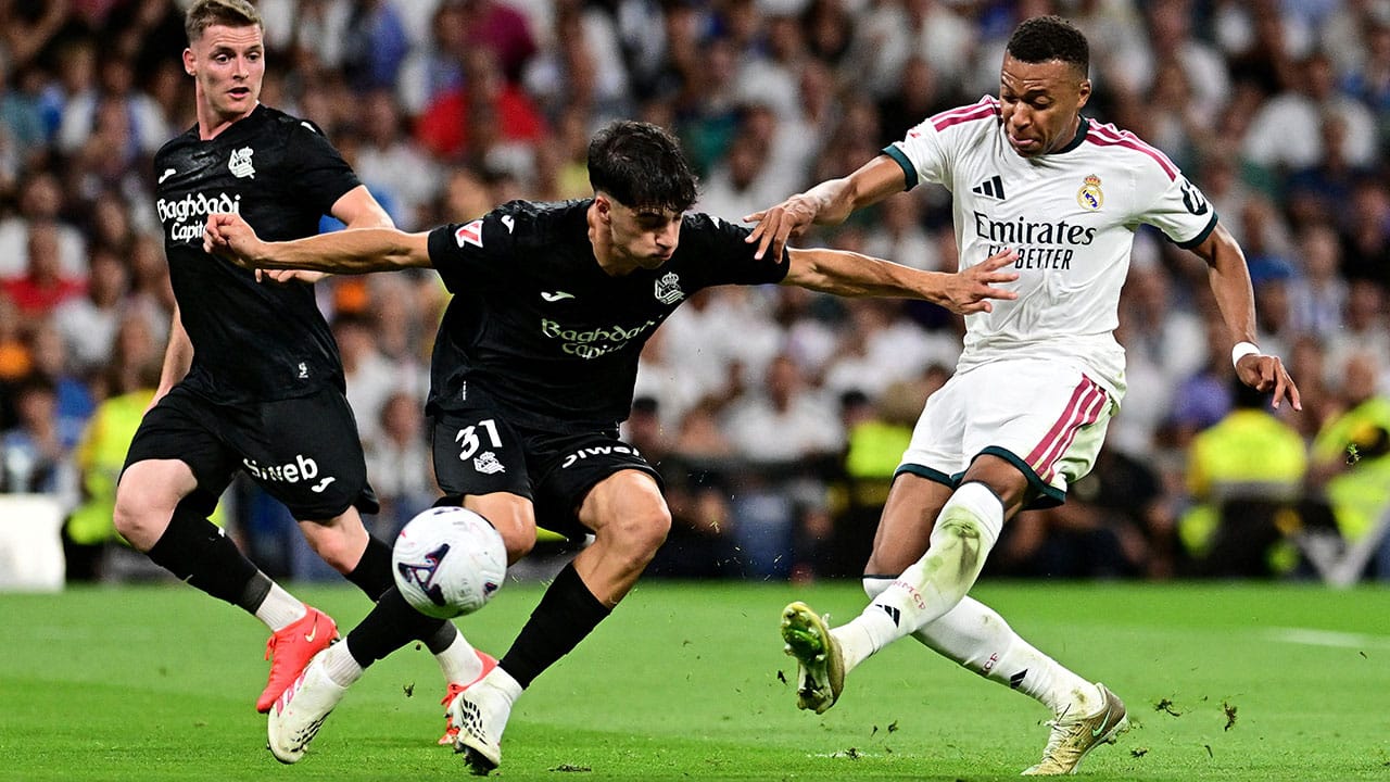 Segundo partido y Kylian Mbappé ya marcó su primer triplete