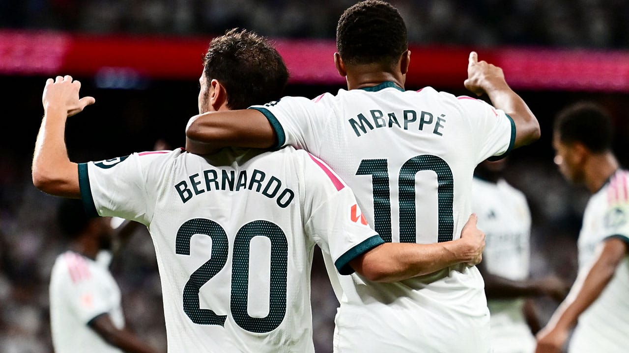 Segundo partido y Kylian Mbappé ya marcó su primer triplete