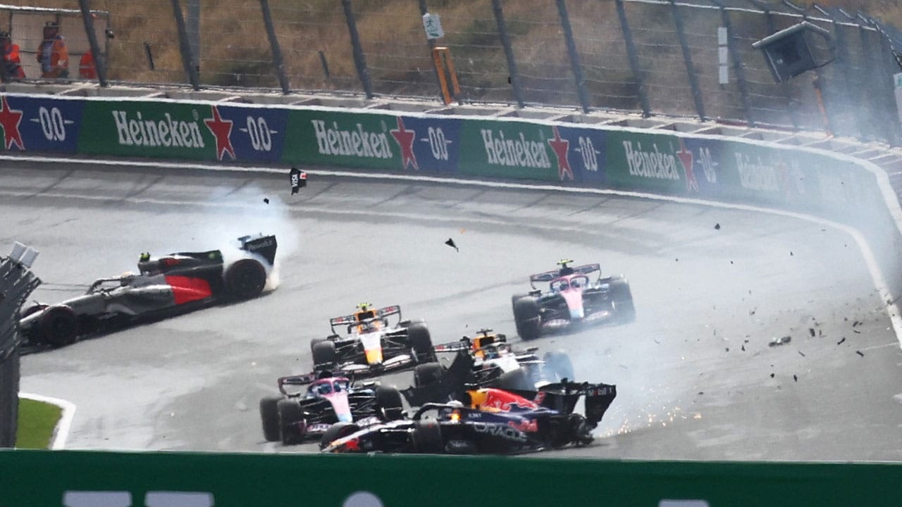 El accidente de Max Verstappen, un susto que "pudo haber sido peor"