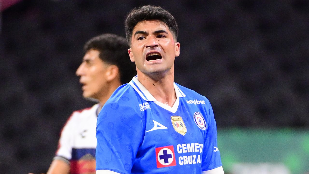 Atlante sorprende al campeón Cruz Azul y pega primero