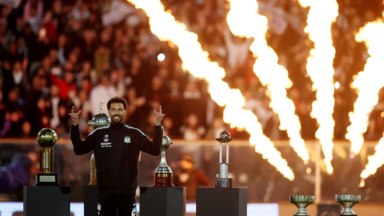 Así fue la espectacular presentación de Vozinha con Colo Colo