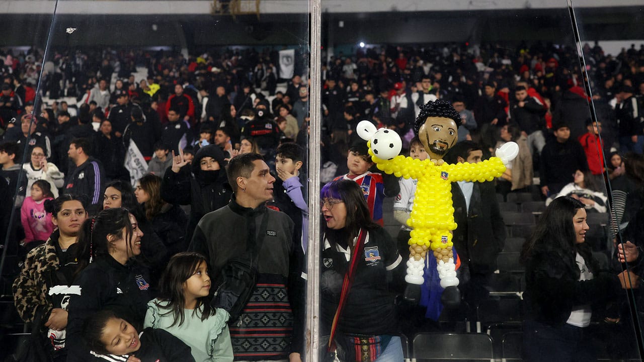 Así fue la espectacular presentación de Vozinha con Colo Colo