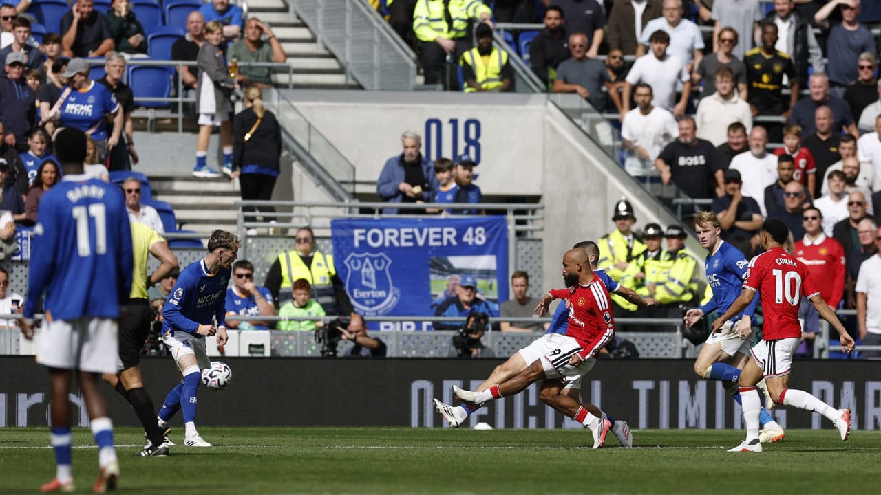 Everton le borró la sonrisa a Manchester United en la Premier League