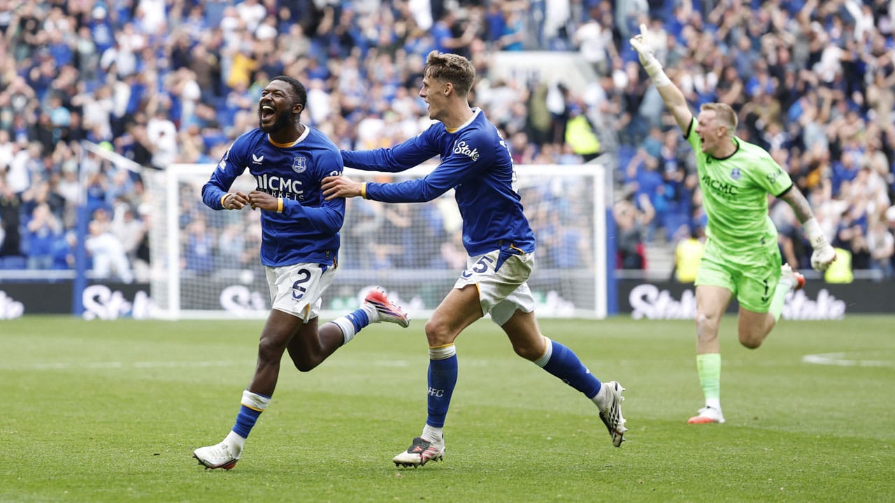 Everton le borró la sonrisa a Manchester United en la Premier League