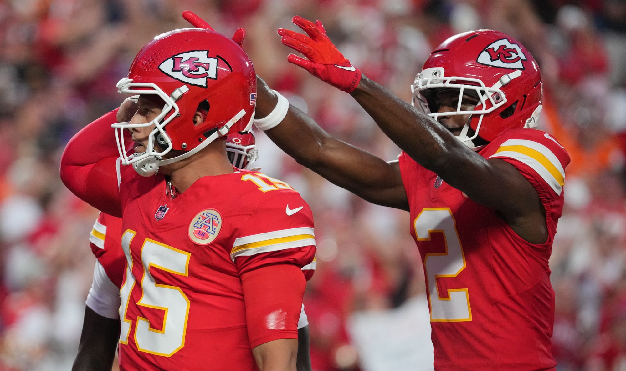 Patrick Mahomes brilla como si no viniera de una dura lesión
