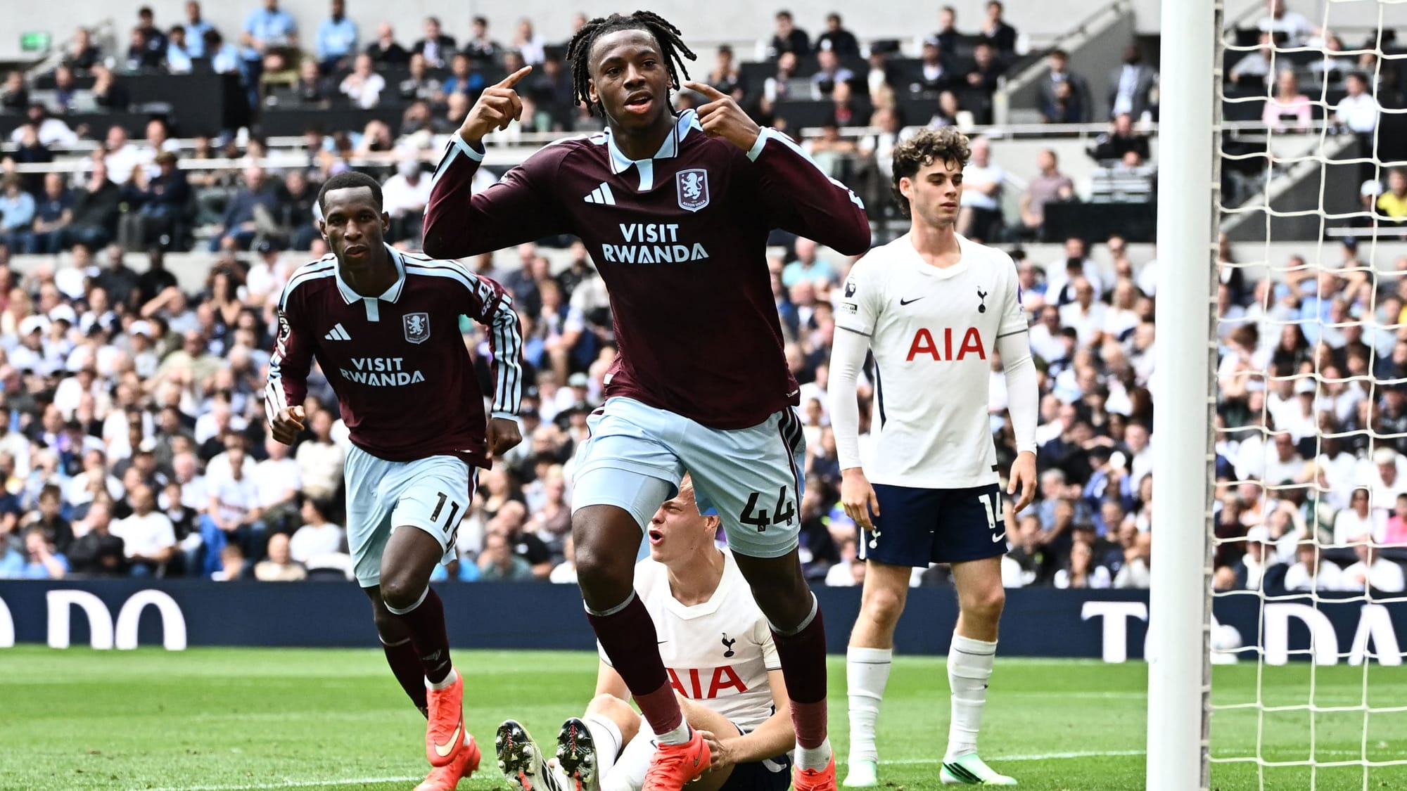 Tottenham por fin marcó, pero perdió ante Aston Villa en la Premier League