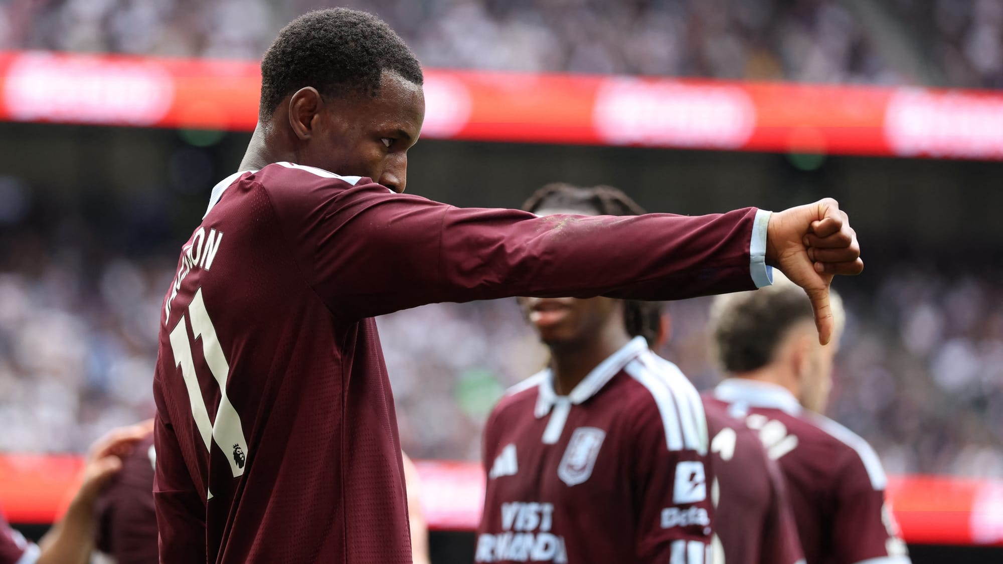 Tottenham por fin marcó, pero perdió ante Aston Villa en la Premier League