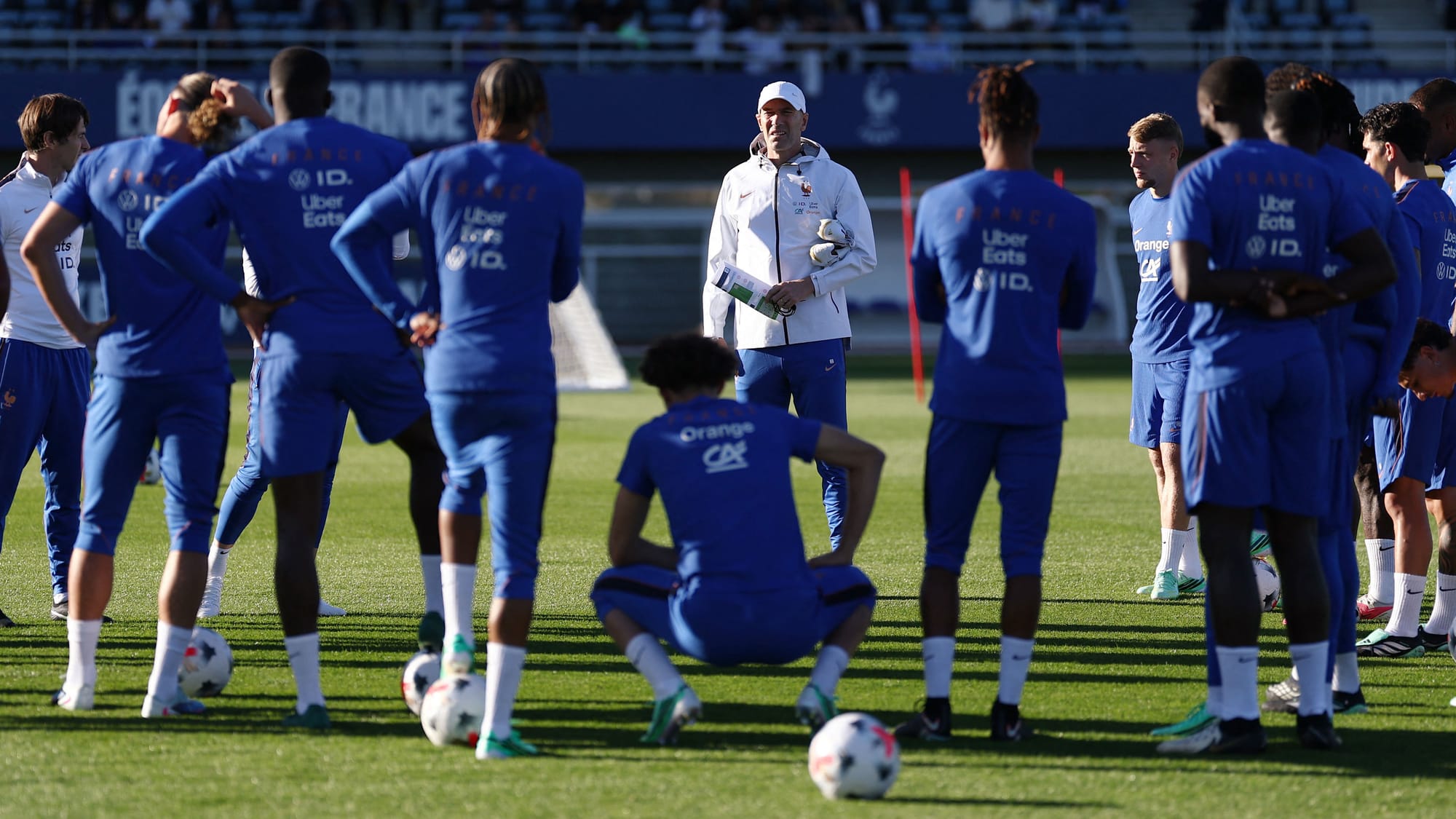 Francia aumenta la intensidad con Zinedine Zidane al mando
