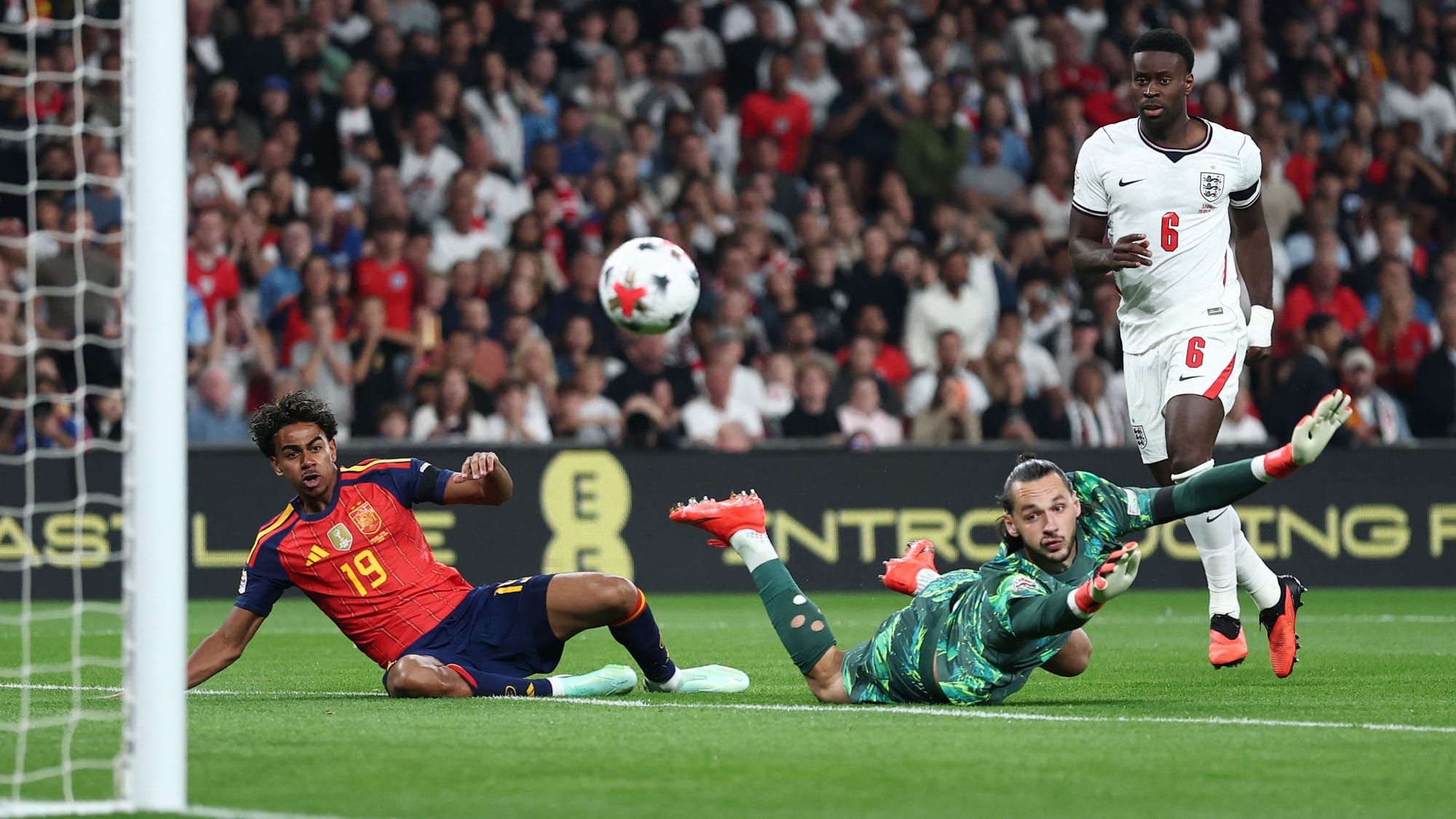 Lamine Yamal estrenó la segunda estrella de España en Wembley