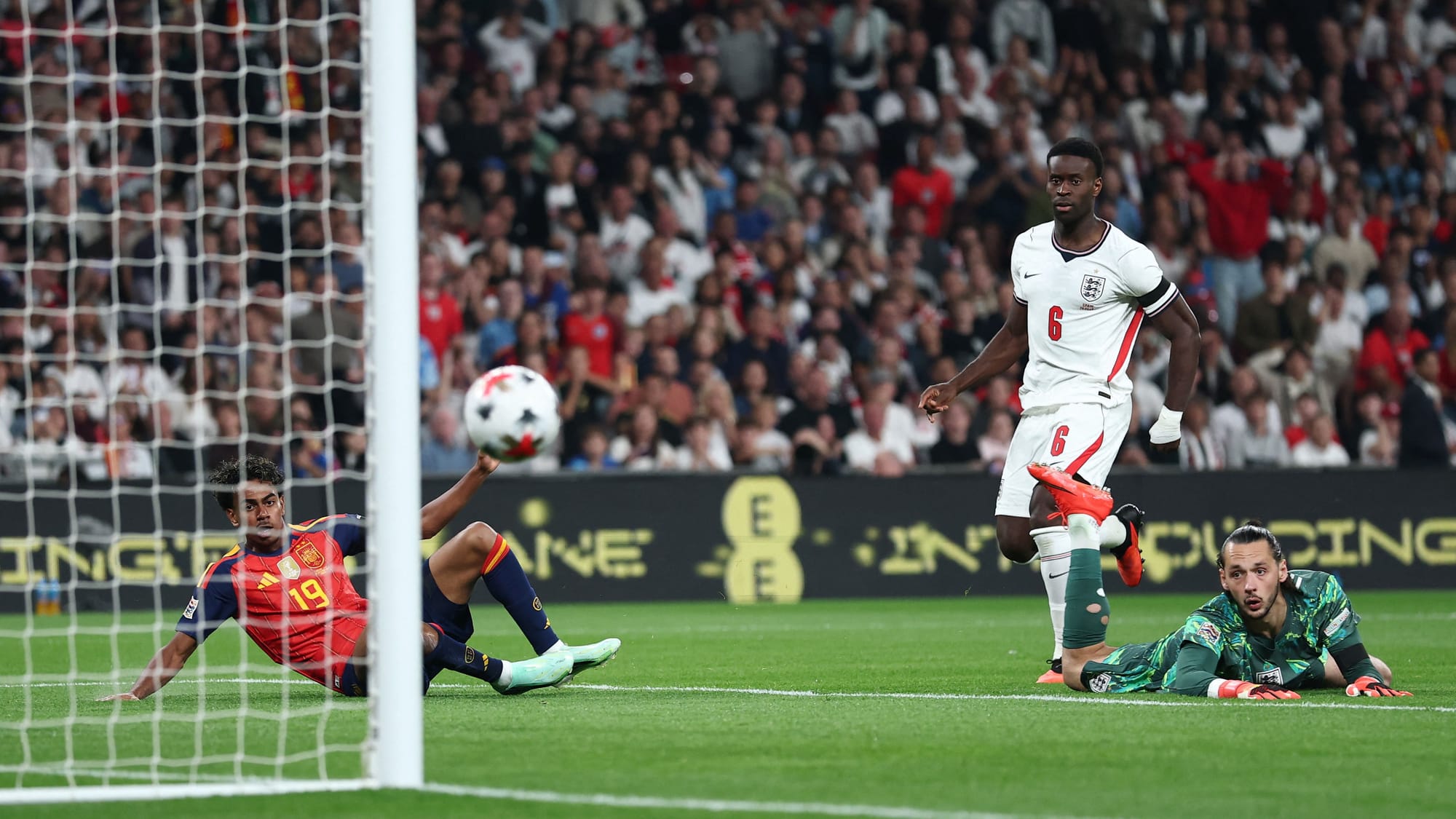 Lamine Yamal estrenó la segunda estrella de España en Wembley