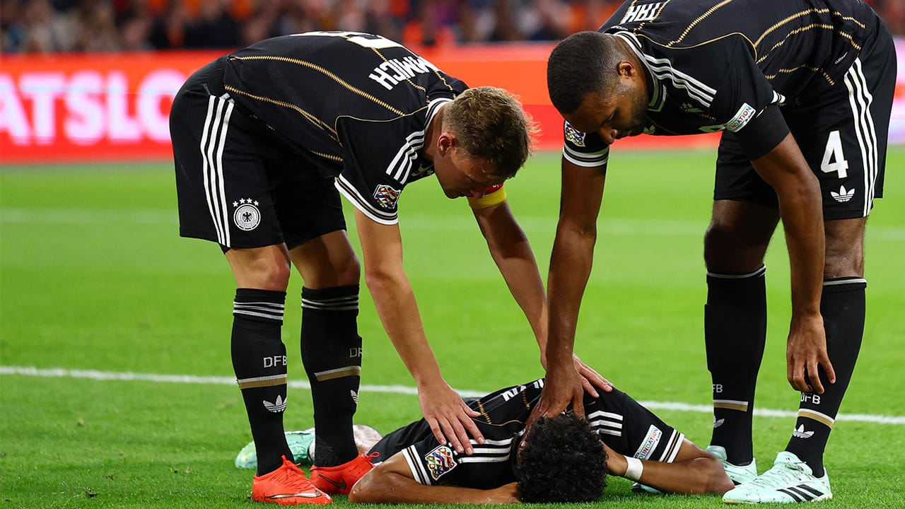Espectacular y elegante; así fue el último uniforme de Alemania con Adidas