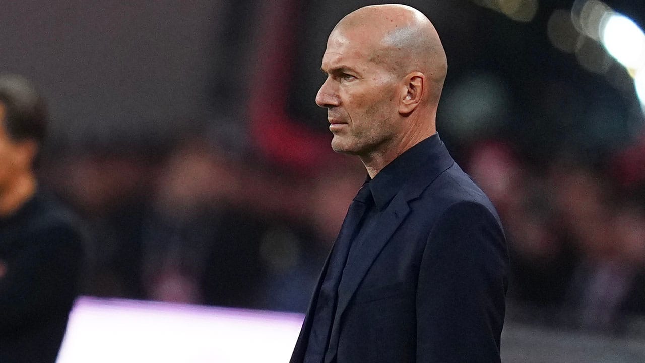 Zinedine Zidane, muy tranquilo en su debut con Francia