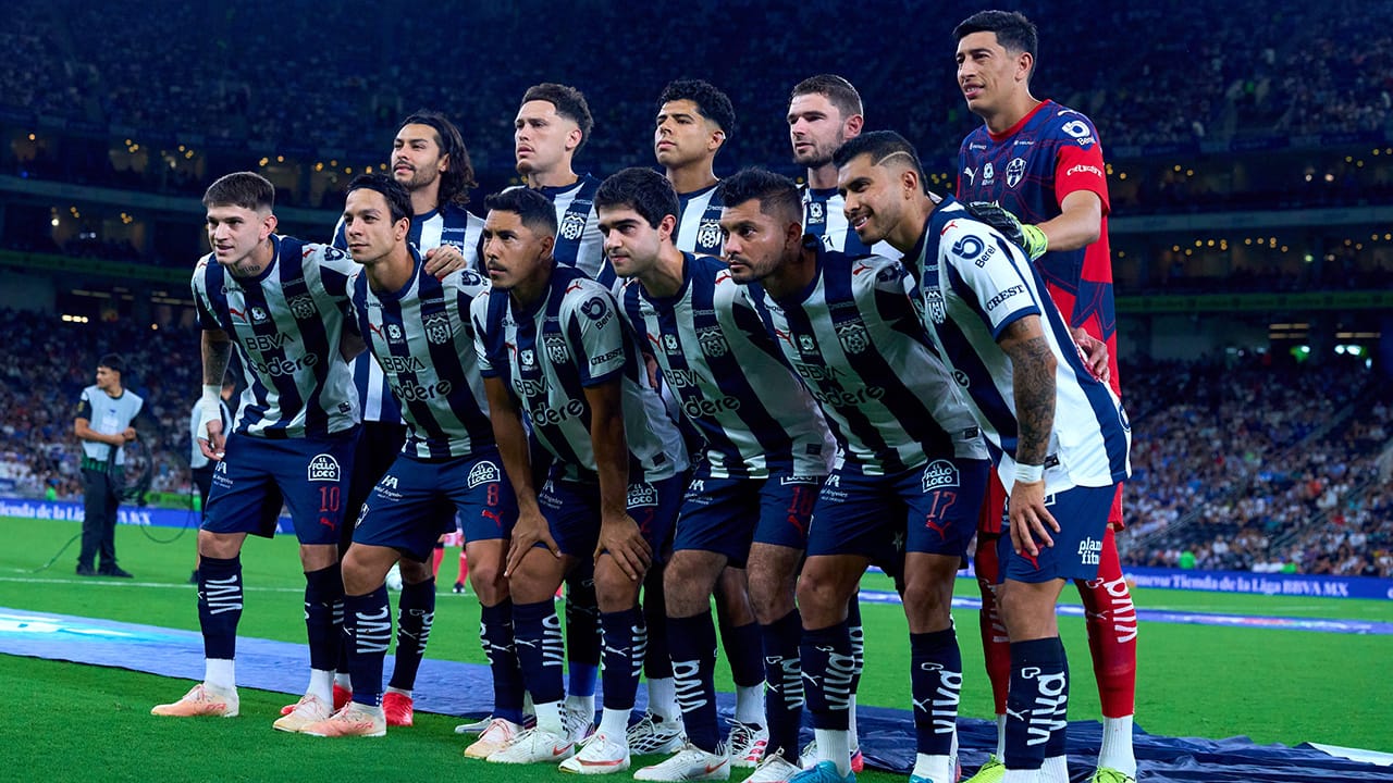 Con una camiseta retro y un horror de Kevin Mier, Monterrey se puso adelante