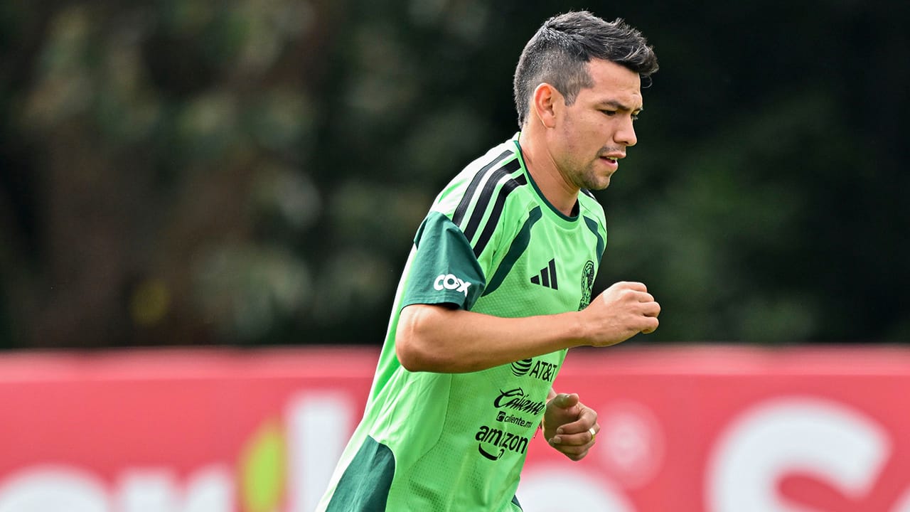 Así se ve Rafael Márquez entrenando a la Selección Mexicana