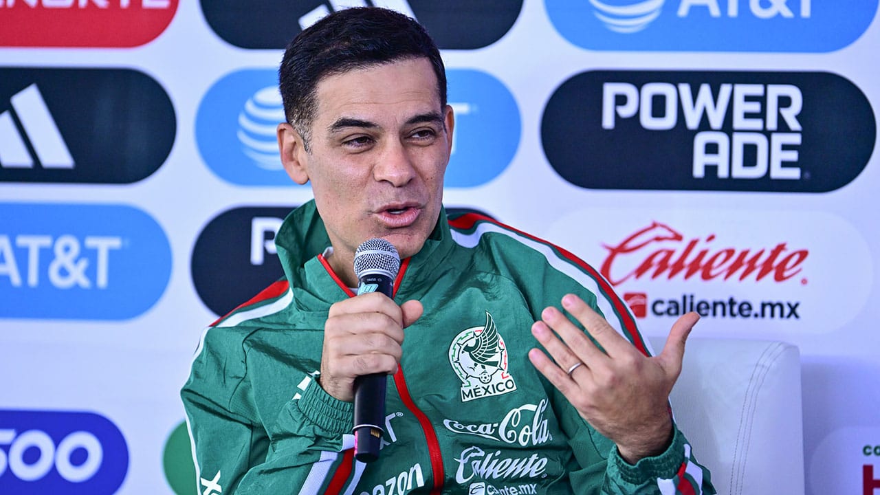 ¡Llegó el jefe! México presentó a Rafael Márquez como entrenador