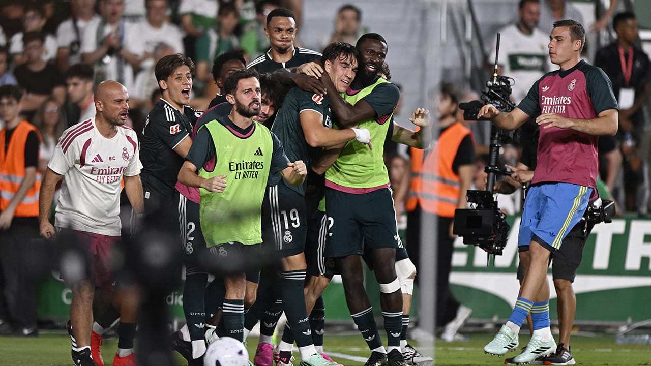 Carlos Espí vuelve a ser el gran salvador del Real Madrid