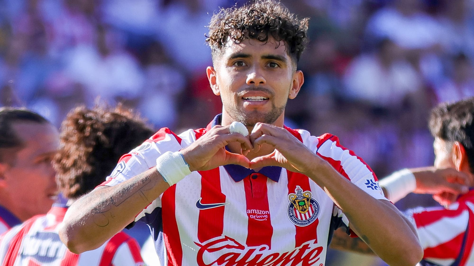 Chivas, resolviendo ante San Luis en solo 9 minutos