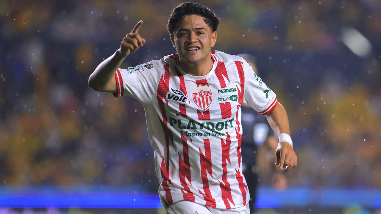 'Búfalo' Aguirre, de villano a salvador de Tigres