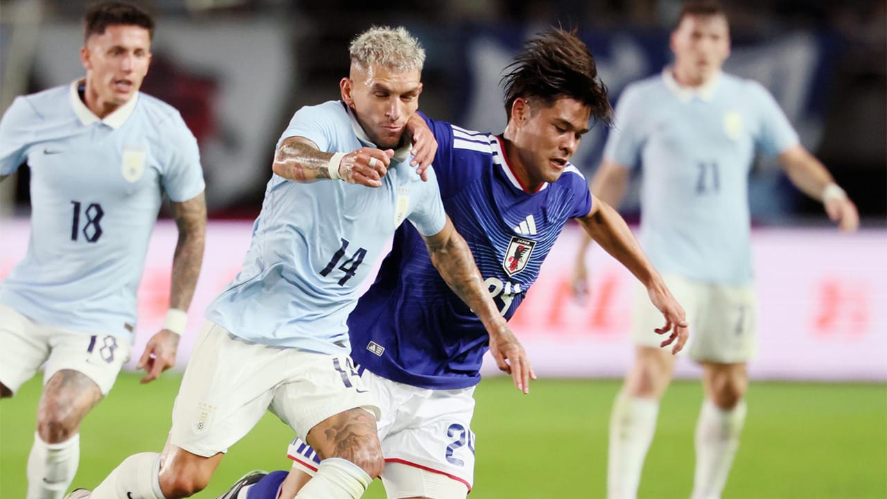 Japón amarga el debut de Diego Forlán como técnico