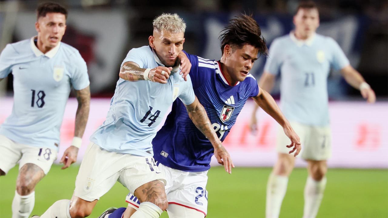 Japón amarga el debut de Diego Forlán como técnico