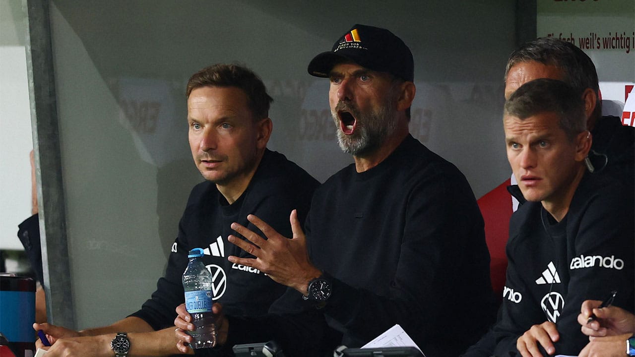 Las caras de incredulidad de Jürgen Klopp lo dicen todo