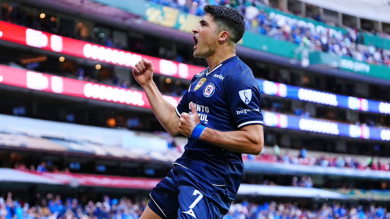 Cruz Azul, con su amada camiseta alterna, está dando un golpe de autoridad