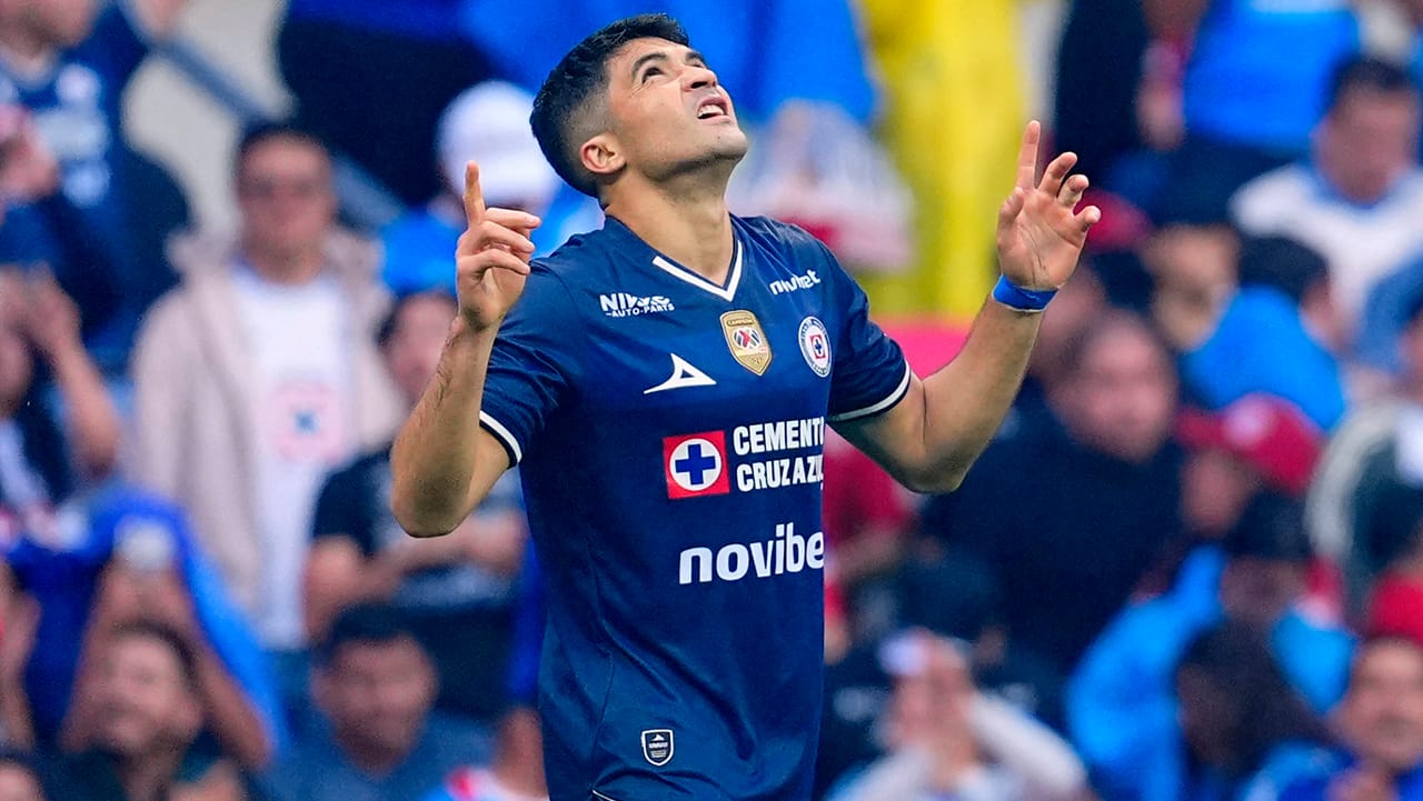 Cruz Azul, con su amada camiseta alterna, está dando un golpe de autoridad