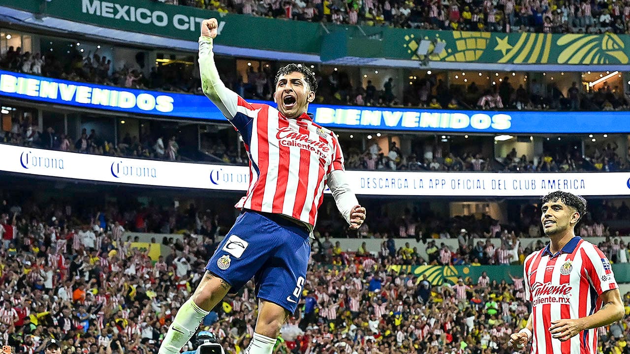 Chivas, con más gente y mucho más futbol en el Estadio Azteca