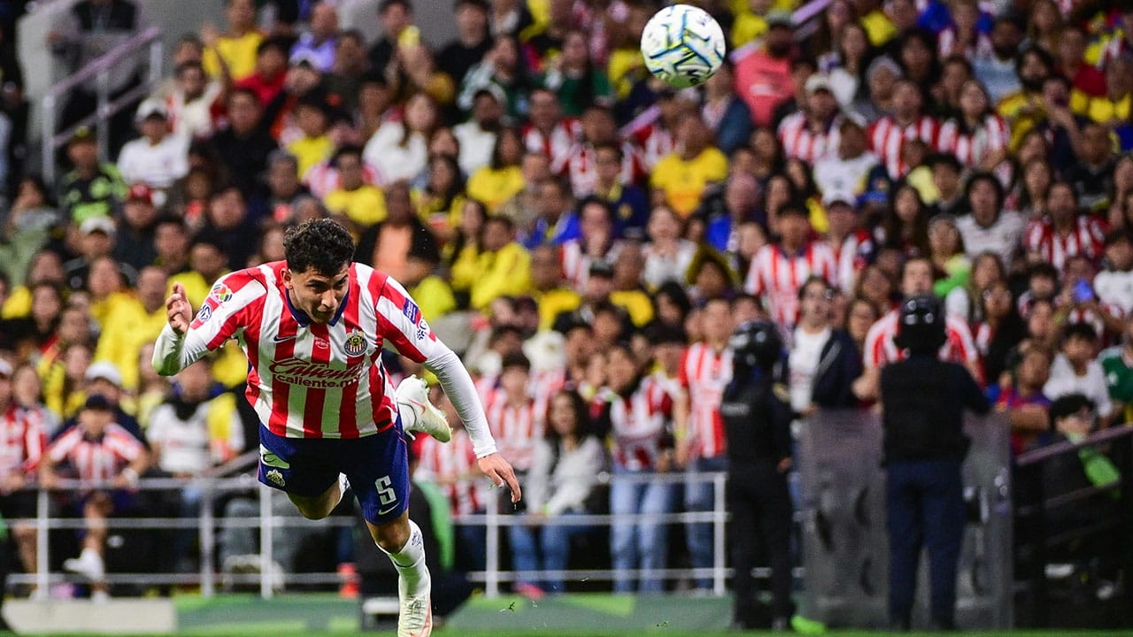 Chivas, con más gente y mucho más futbol en el Estadio Azteca