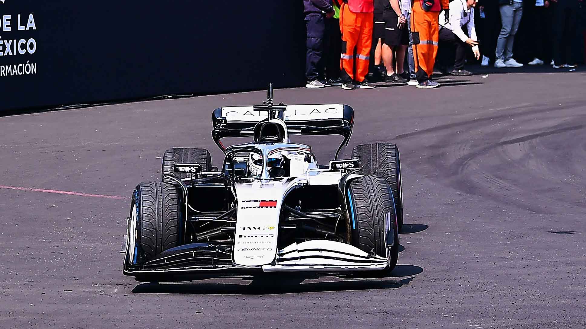 Profeta en su tierra: 'Checo' Pérez hizo rugir la Ciudad de México