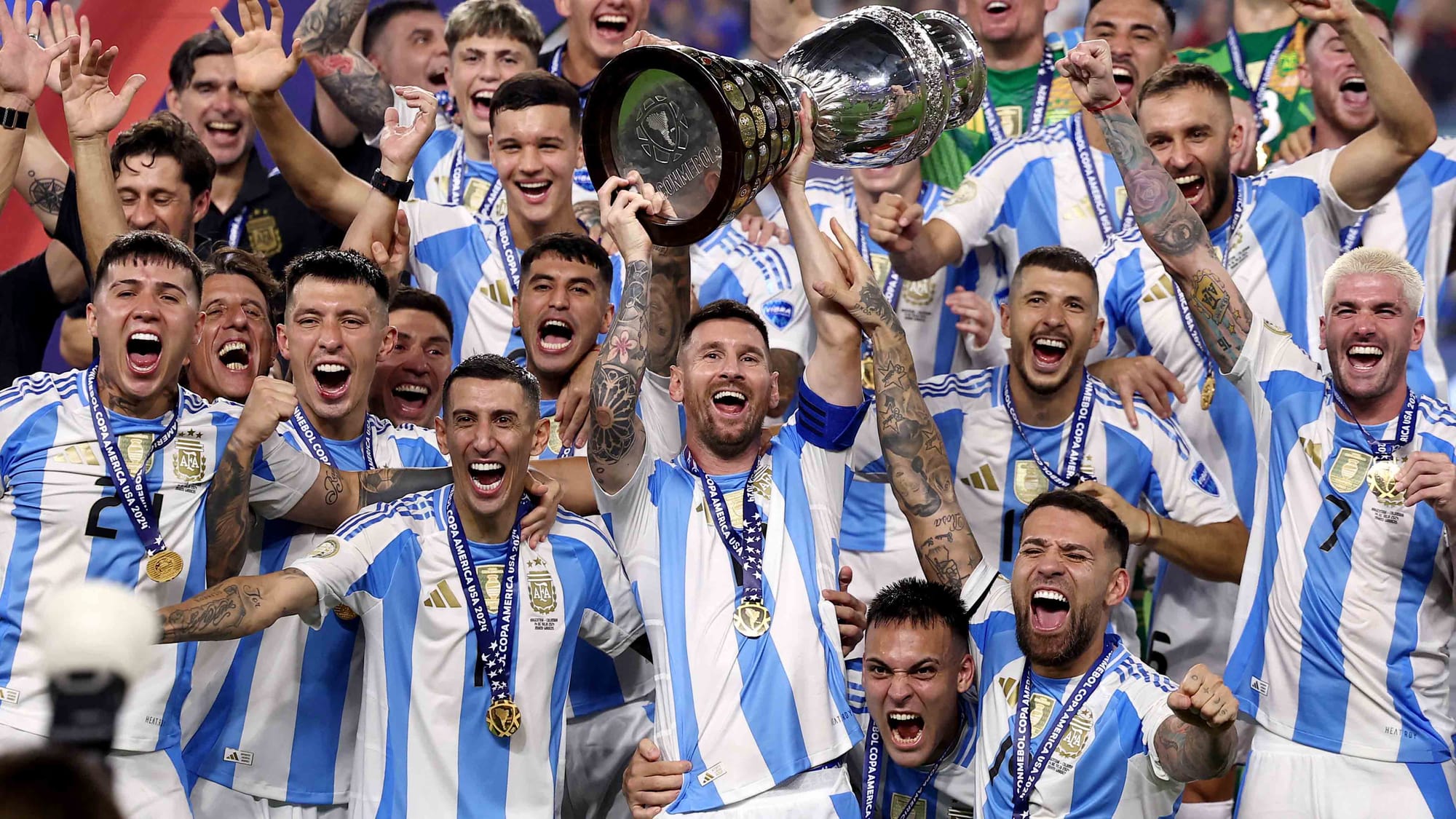 Del dolor a la gloria: las finales de Lionel Messi con Argentina