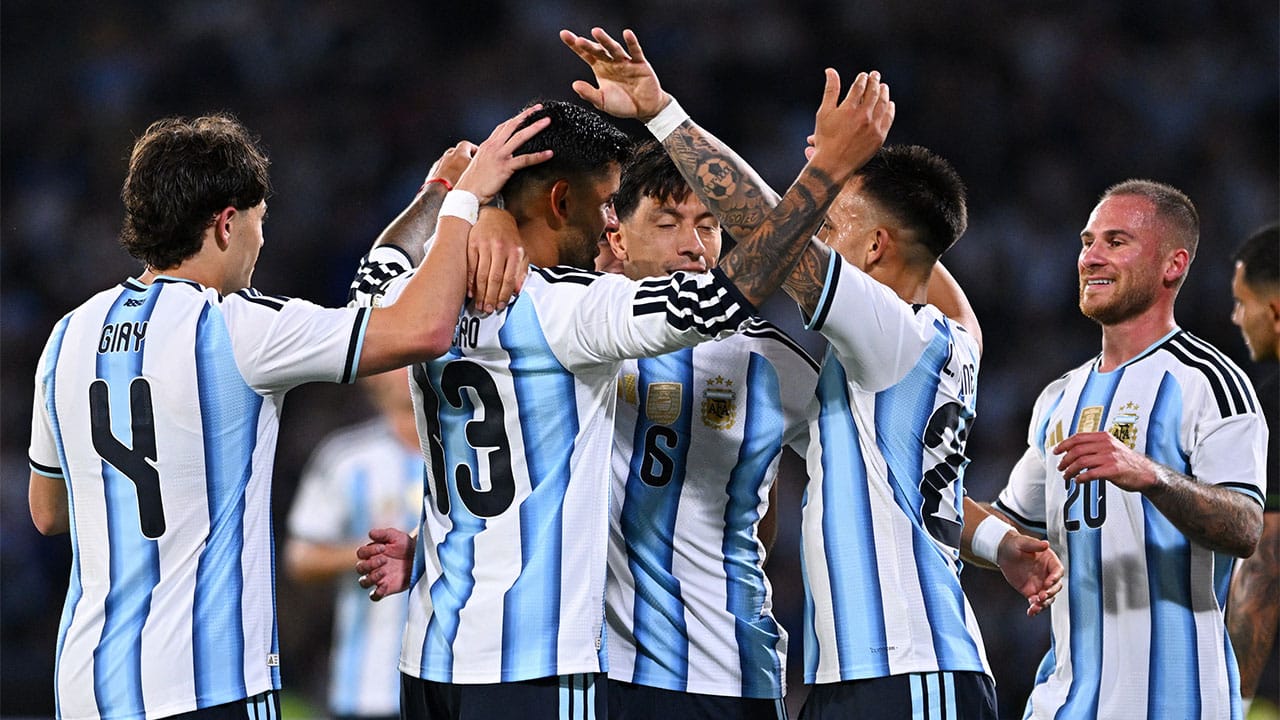 Argentina se anota una goleada más, sin Lionel Messi, ante Bolivia