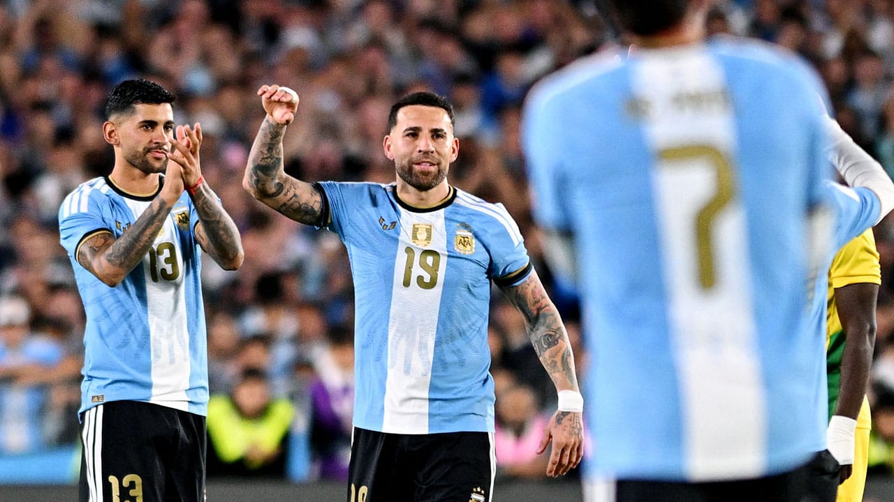 Cómo lo van a extrañar... Doble asistencia de Lionel Messi en su despedida