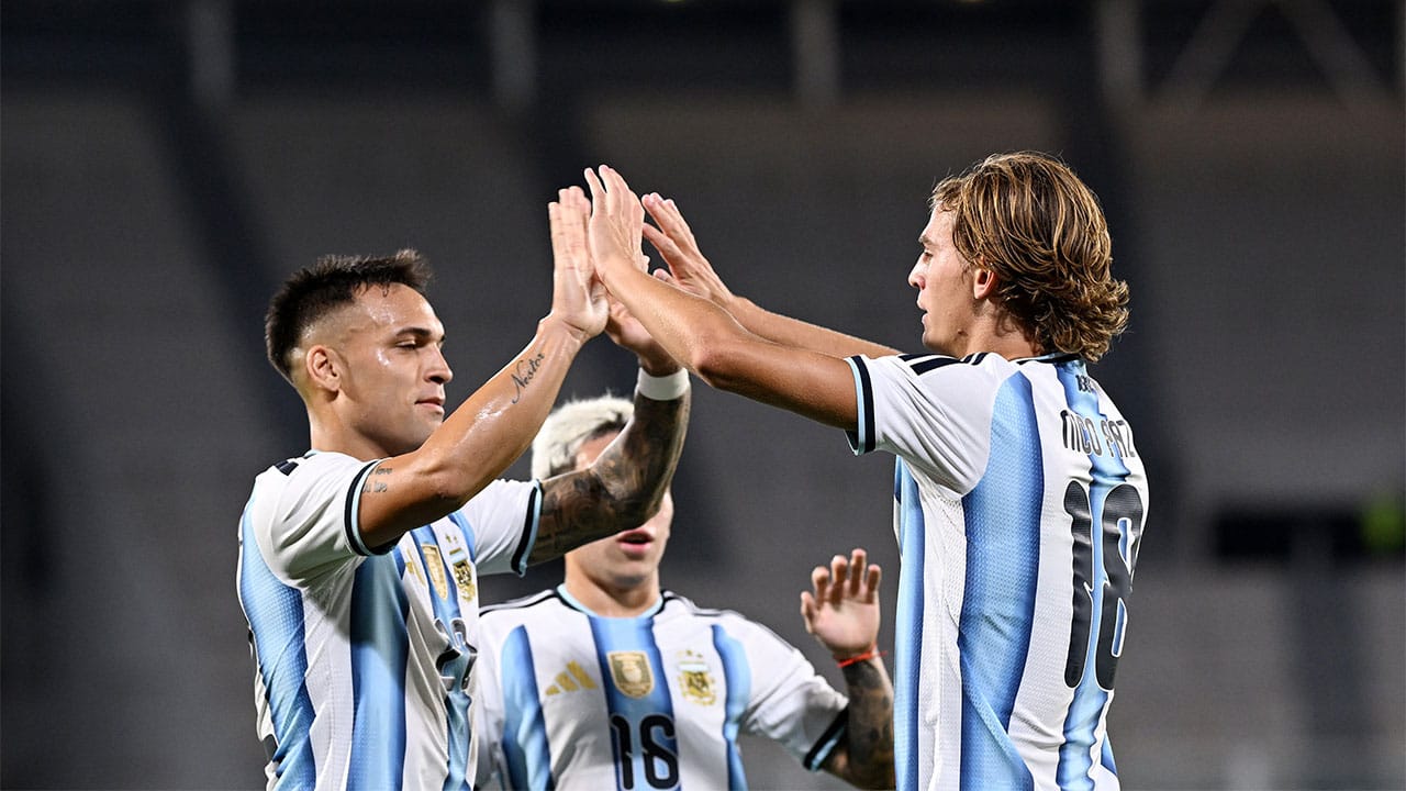 Argentina se anota una goleada más, sin Lionel Messi, ante Bolivia