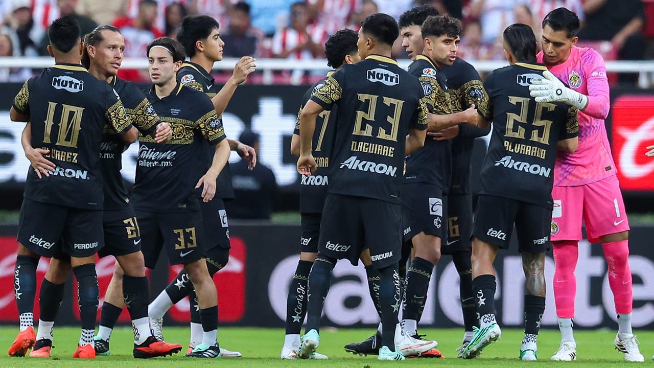 Chivas estrenó una de las mejores camisetas de su historia