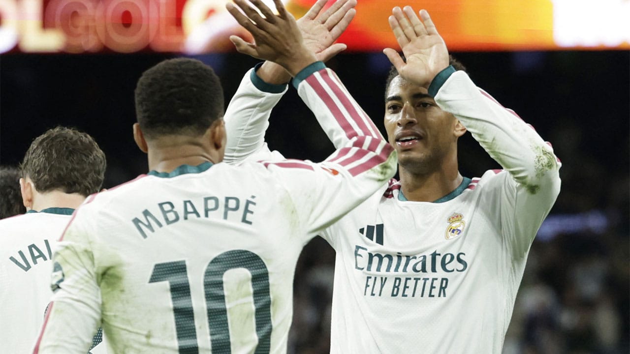 Kylian Mbappé está de vuelta; doblete ante el Sevilla en la semana crucial