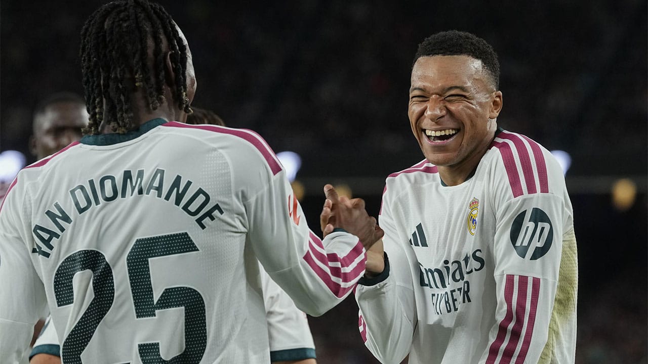El gol más fácil de Kylian Mbappé ante el Barcelona