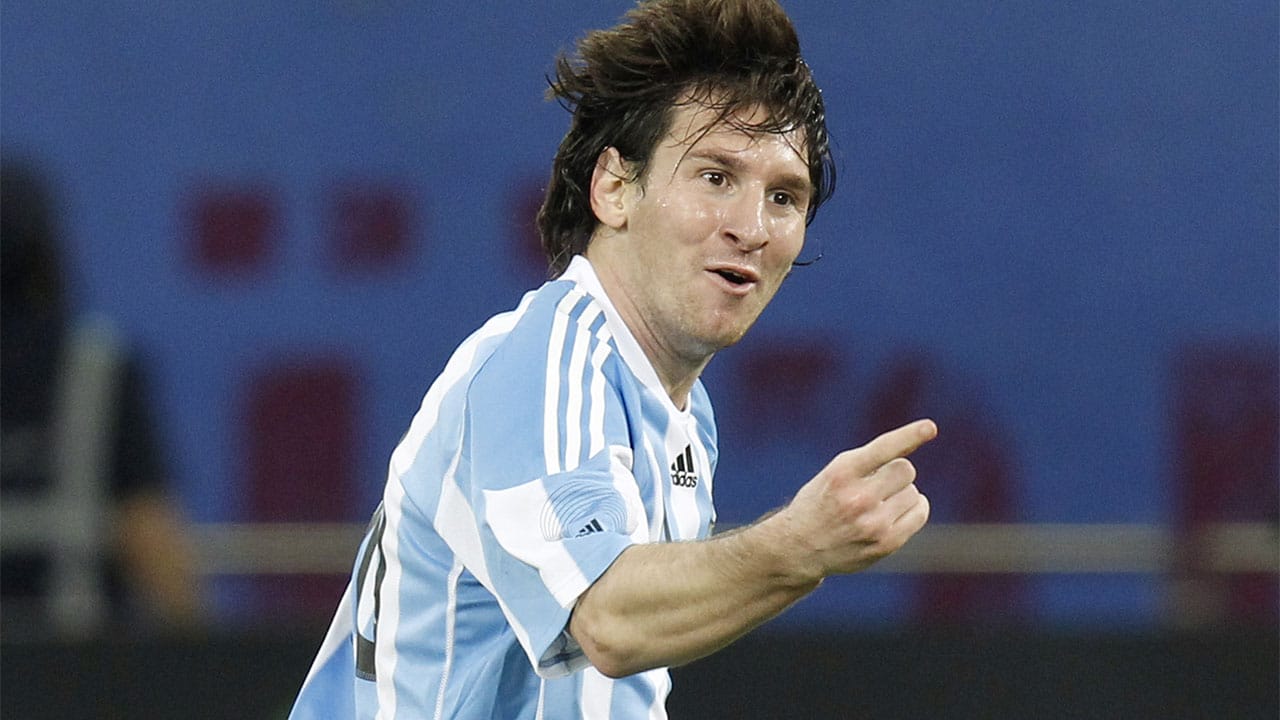 La historia de Lionel Messi con Argentina en fotos