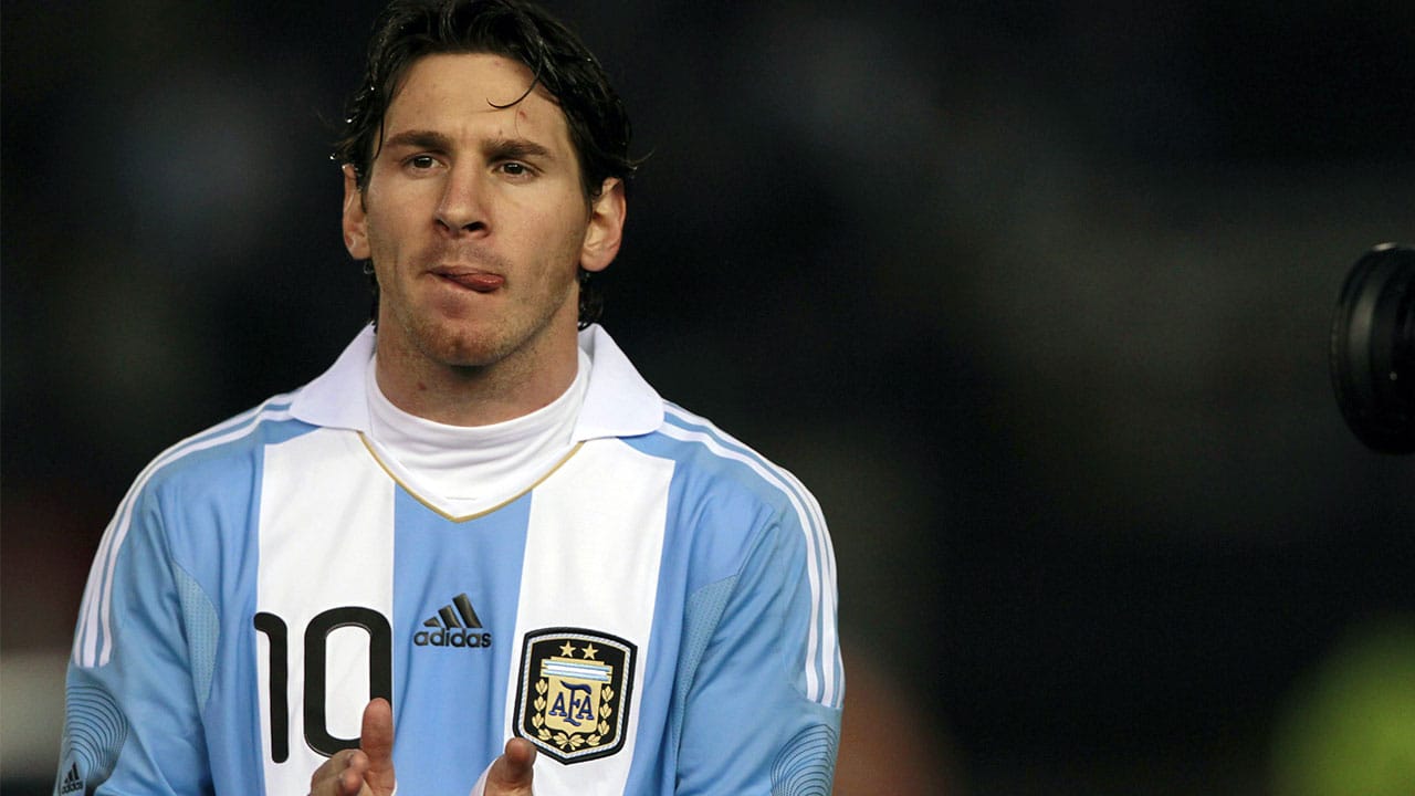 La historia de Lionel Messi con Argentina en fotos