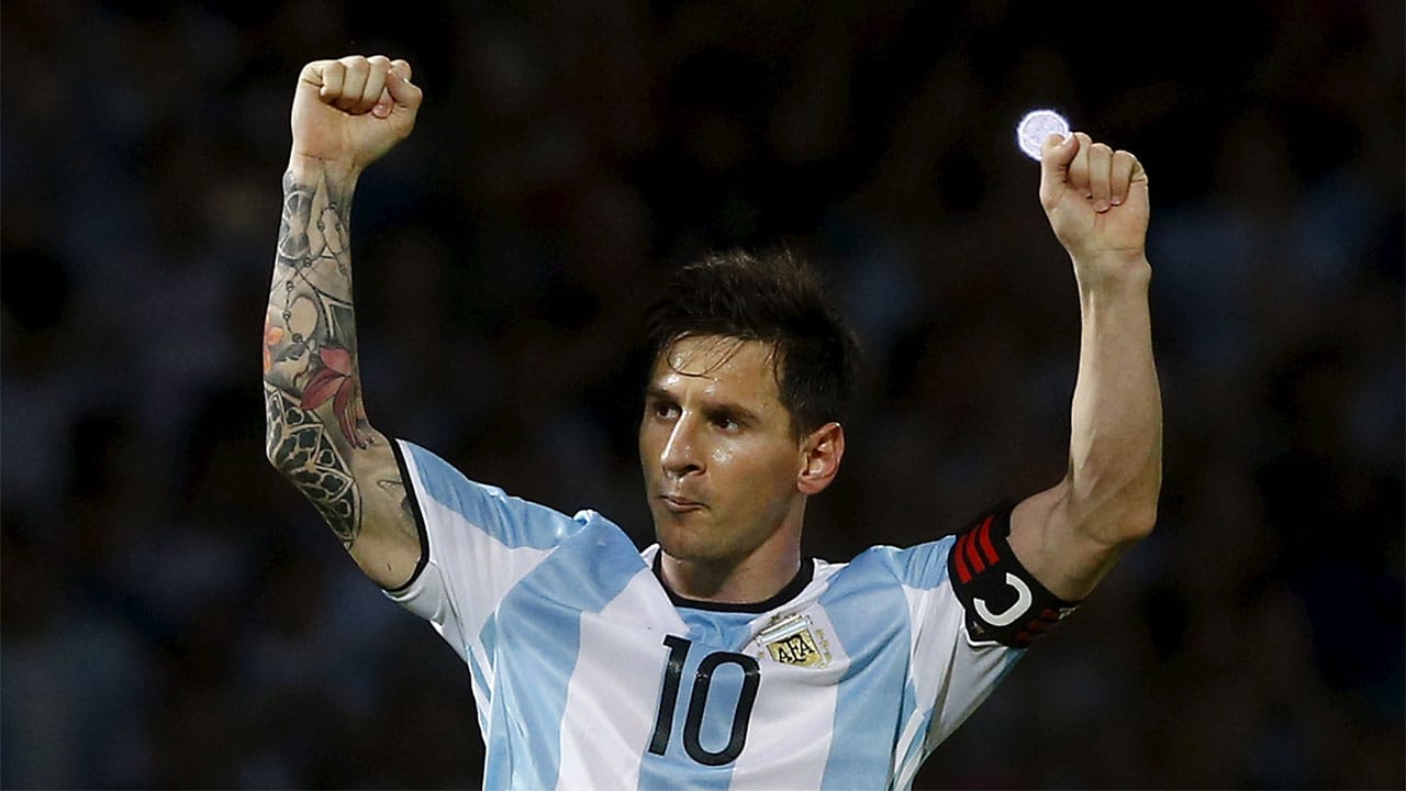 La historia de Lionel Messi con Argentina en fotos