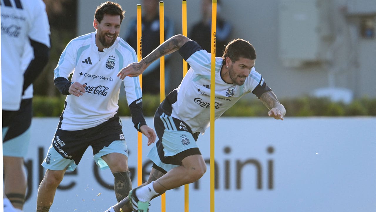 Así disfruta Lionel Messi su último entrenamiento con la Selección Argentina