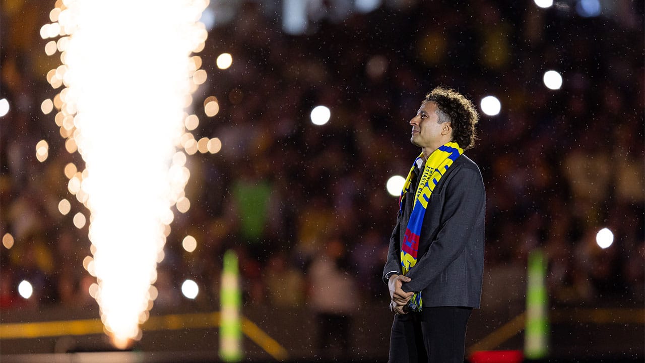 El homenaje a Guillermo Ochoa en imágenes