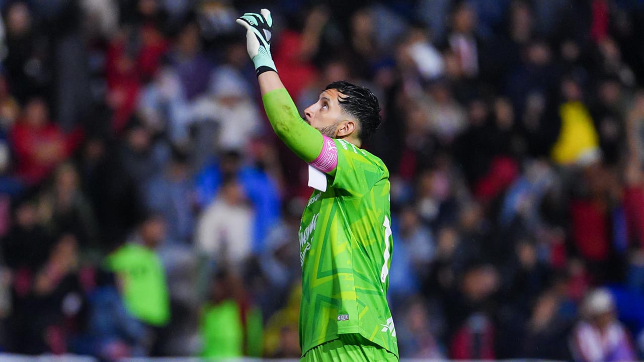 Mucha aura rojinegra en el clásico contra las Chivas
