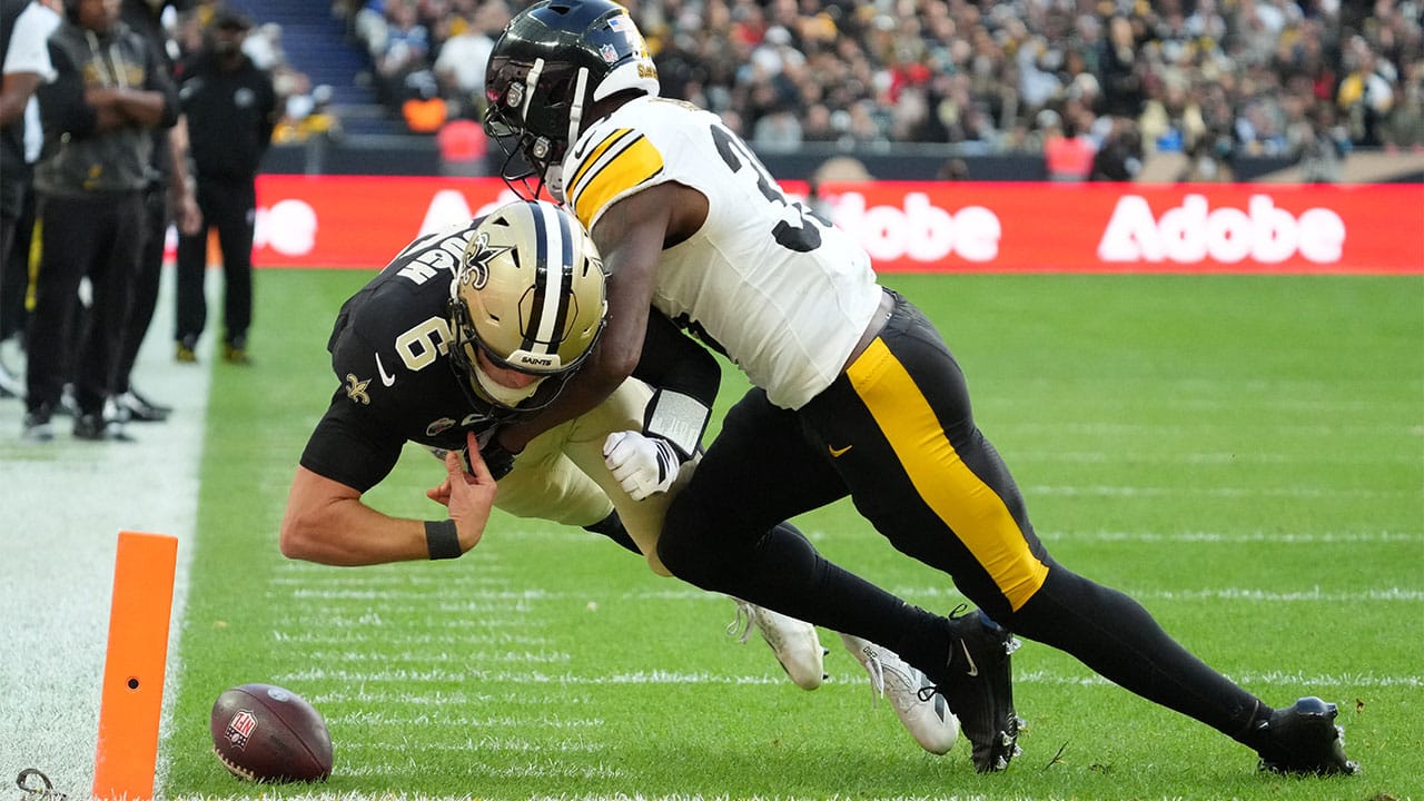 Aaron Rodgers y los Steelers conquistan París
