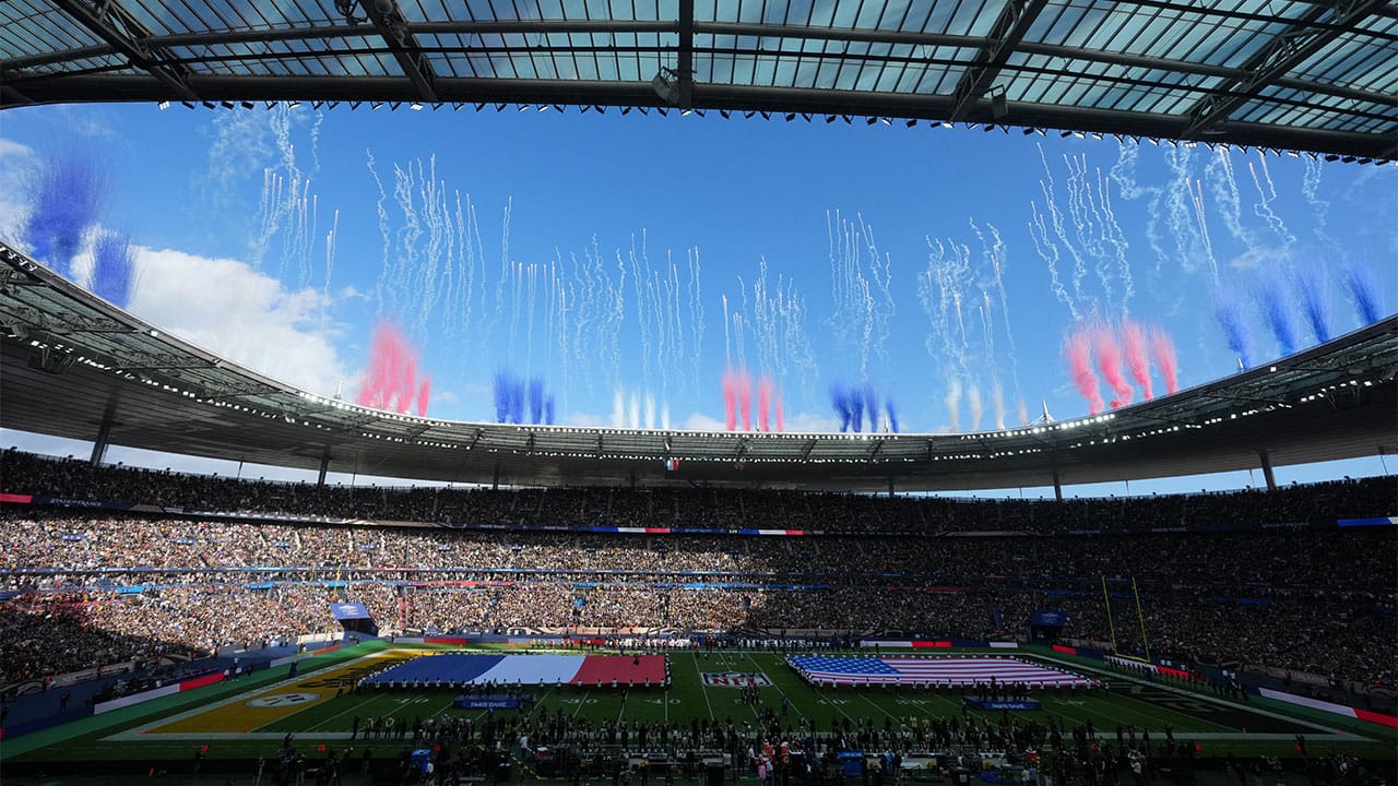 Aaron Rodgers y los Steelers conquistan París